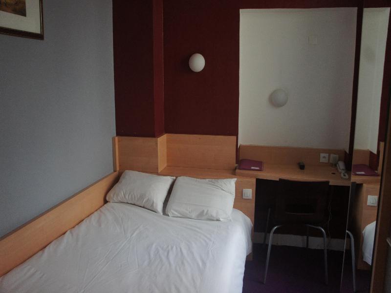 Hotel D'Anjou Levallois-Perret Eksteriør bilde